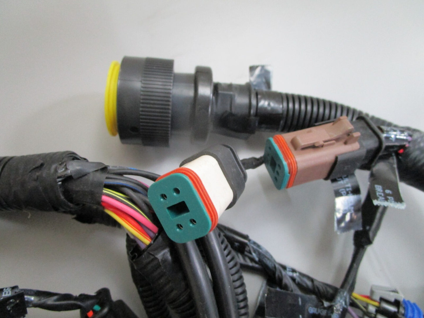 *NEW OEM* 0820 Mercury Quicksilver Lower Helm Engine Harness 8M0132585