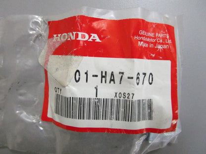 *NEW OEM* 0810 Honda Fender Setting Nut 84601-HA7-670