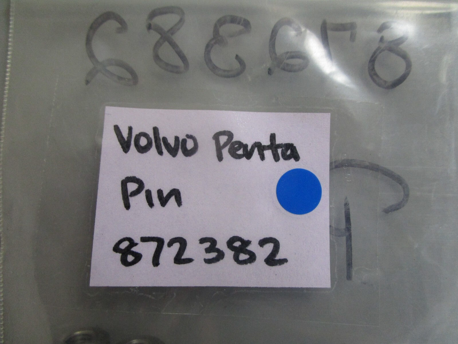 *NEW OEM* (LOT OF 2) 0720 Volvo Penta Pin 872382