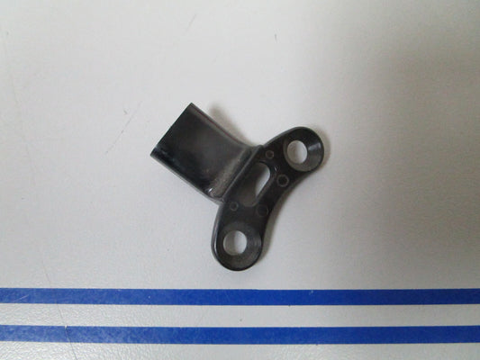 *NEW OEM* 0810 OMC Johnson Evinrude Retainer 123324 0123324