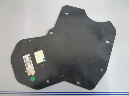 *NEW OEM* 0820 Bobcat LH Shield 6719085