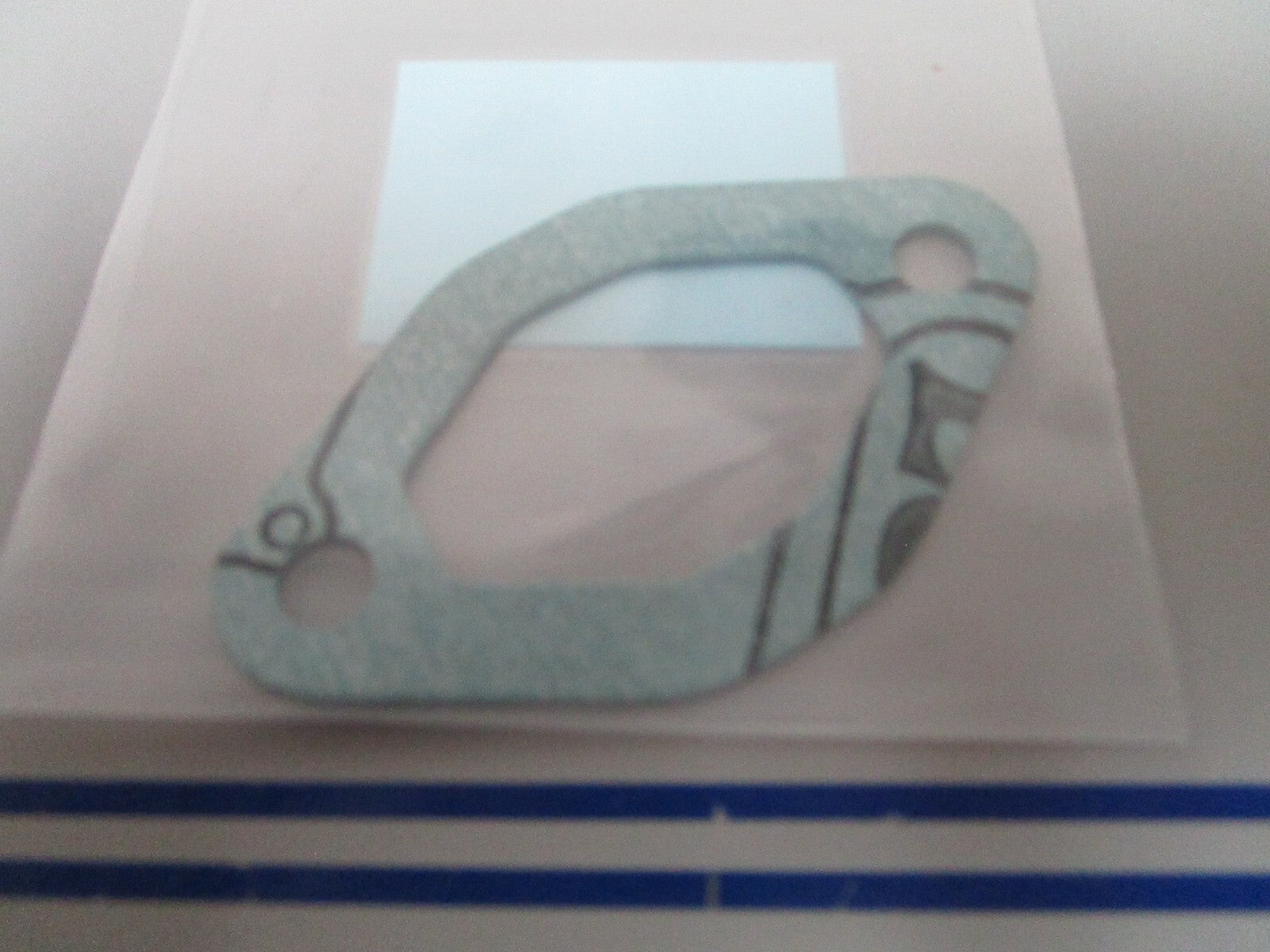 *NEW OEM* 0810 Volvo Penta Gasket 862703