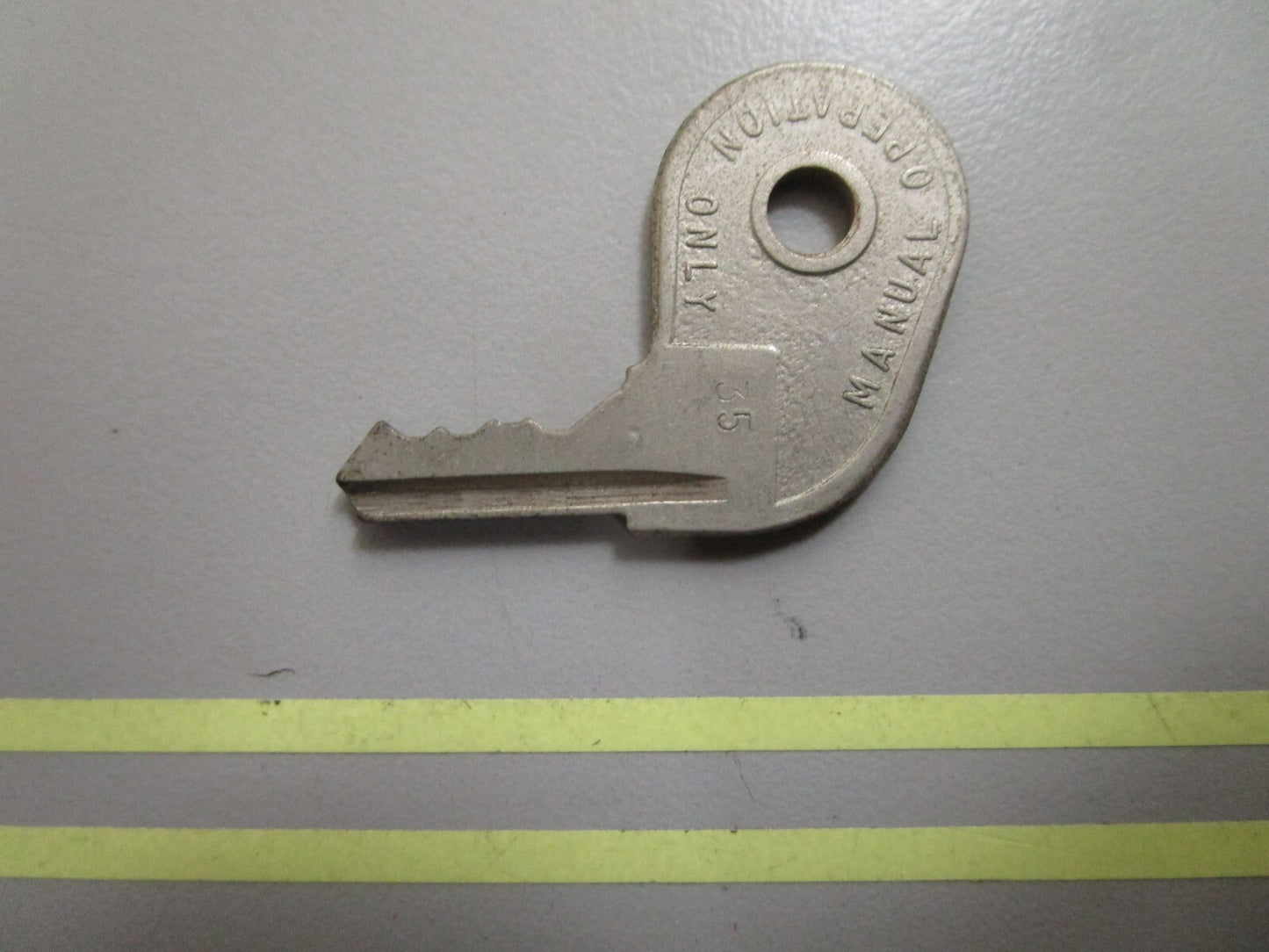 *NEW OEM* 0770 OMC Johnson Evinrude Ignition Key 73-34 501798 0501798