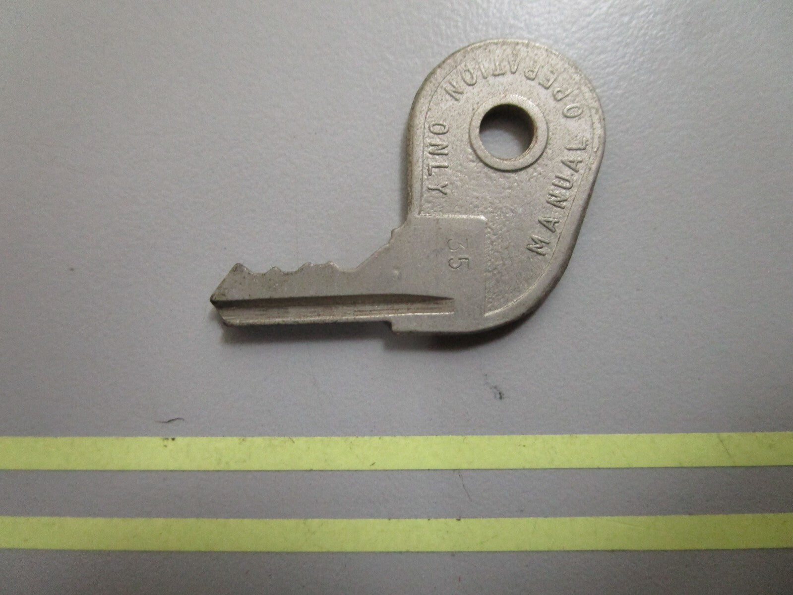 *NEW OEM* 0770 OMC Johnson Evinrude Ignition Key 73-34 501798 0501798