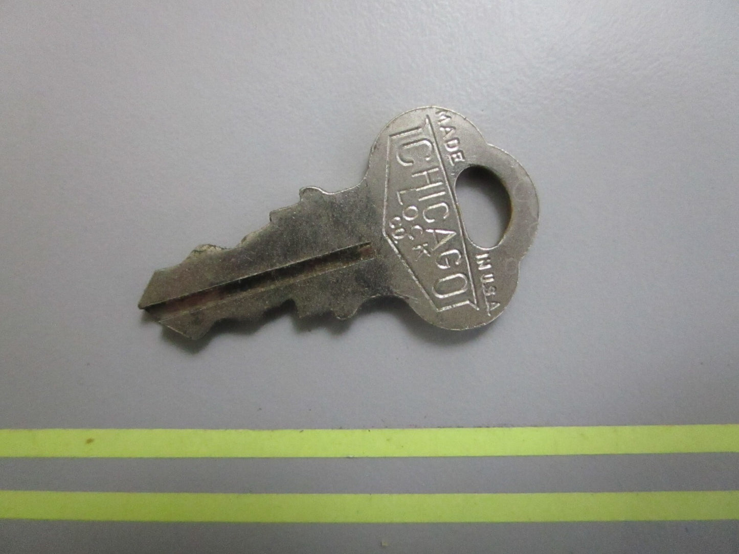 *NEW OEM* 0810 OMC Johnson Evinrude Ignition Key KF56 501571 0501571