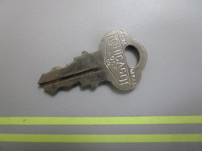 *NEW OEM* 0810 OMC Johnson Evinrude Ignition Key KF56 501571 0501571