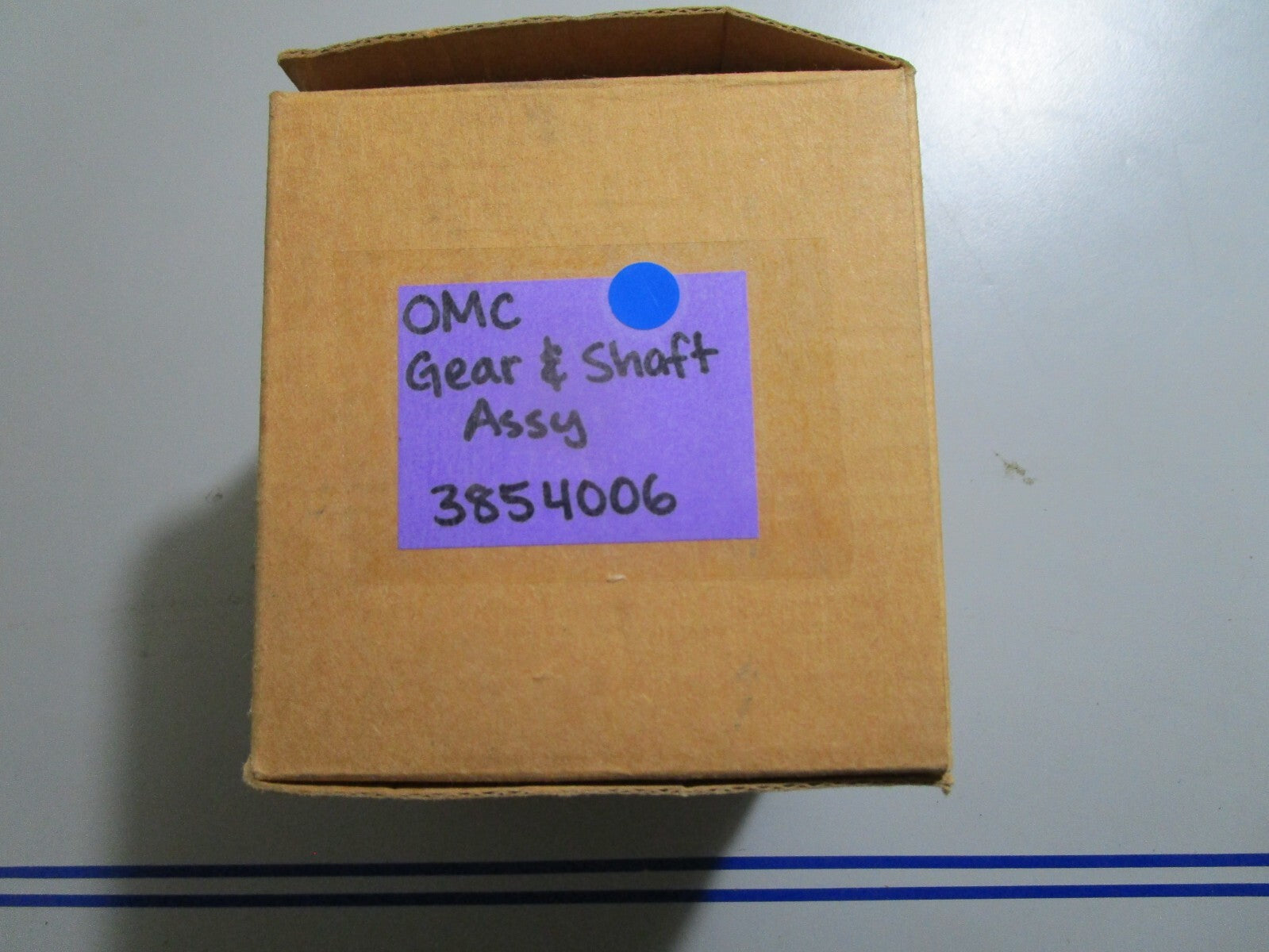 *NEW OEM* 0810 OMC Johnson Evinrude Gear & Shaft Assembly 3854006