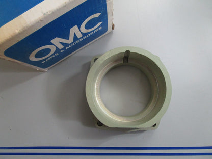 *NEW OEM* 0820 OMC Bearing Retainer 313184 0313184