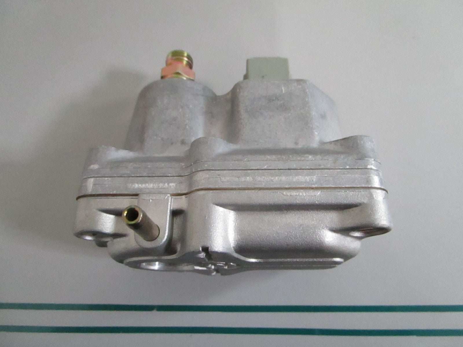NEW OEM 0438140031 Bosch Warm-Up Regulator 0820