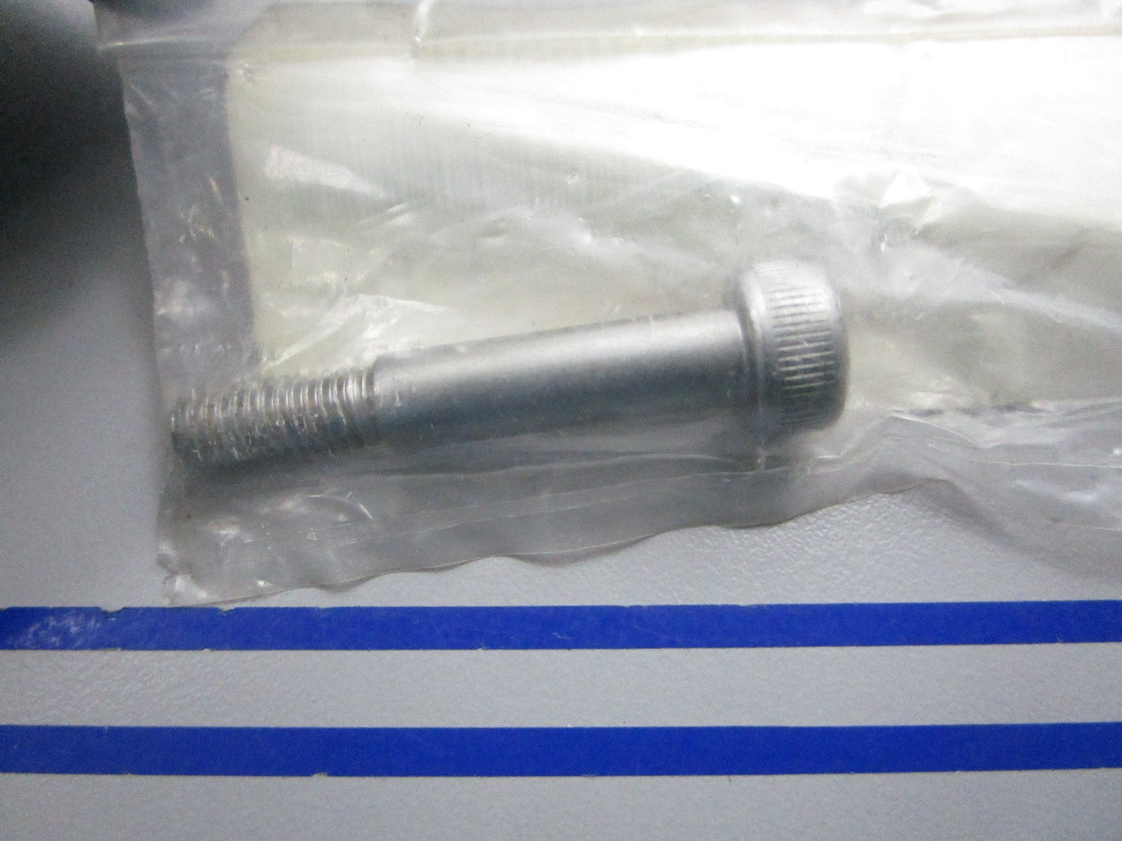 NEW OEM 90109-065G0-00 Yamaha Bolt 0810