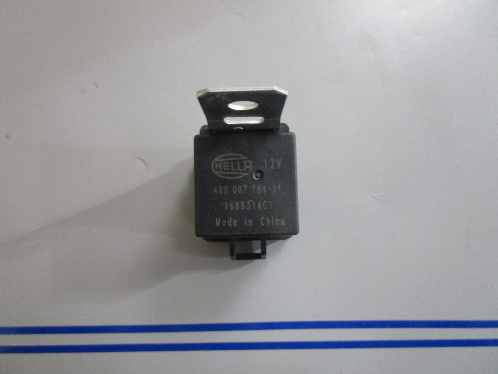 *NEW OEM* 0810 OMC Johnson Evinrude Relay Assembly 3854138