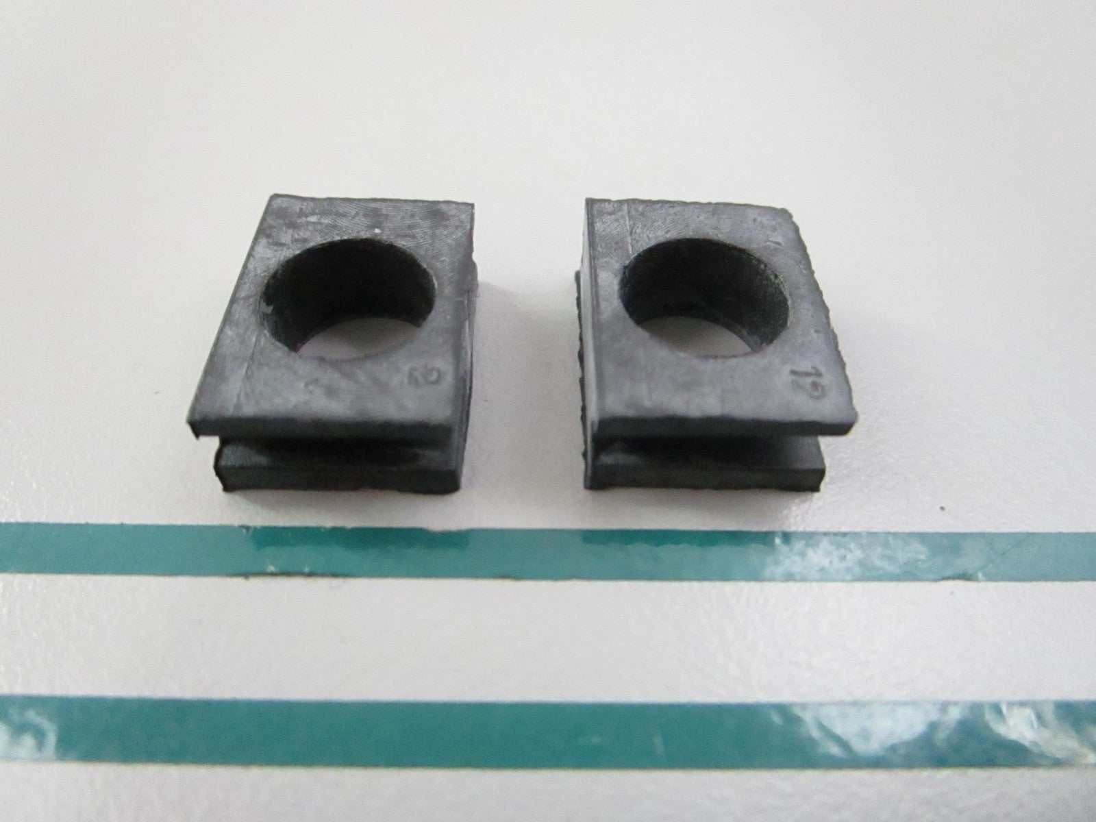 NEW OEM (LOT OF 2) 6D0-44366-00-00 Yamaha Water Seal Damper 0810
