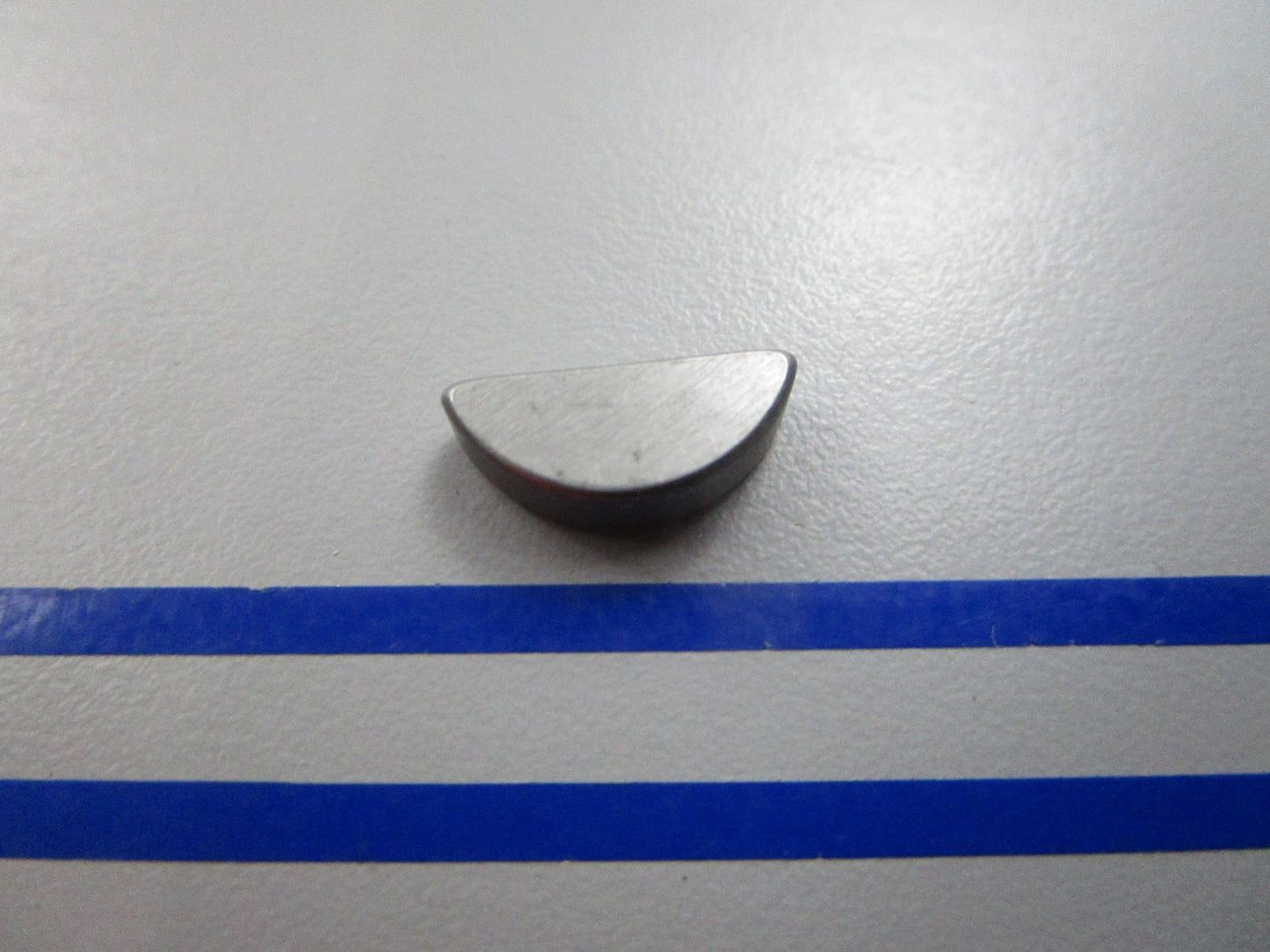 NEW OEM 308928 0308928 OMC Johnson Evinrude Impeller Key 0810