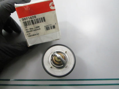 NEW OEM 3971420 Cummins Thermostat 0810