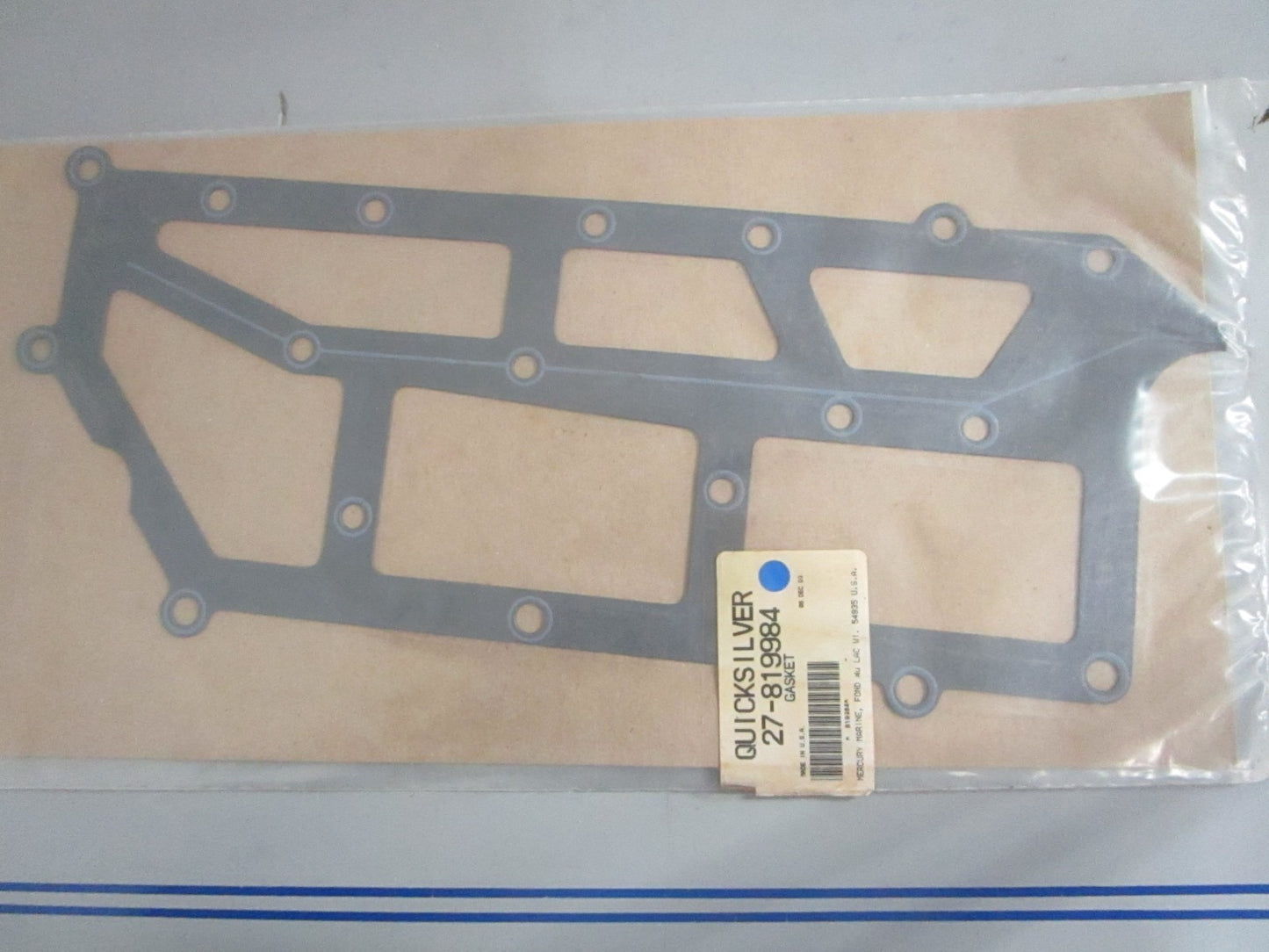 NEW OEM 27-819984 Mercury Quicksilver Gasket 0820