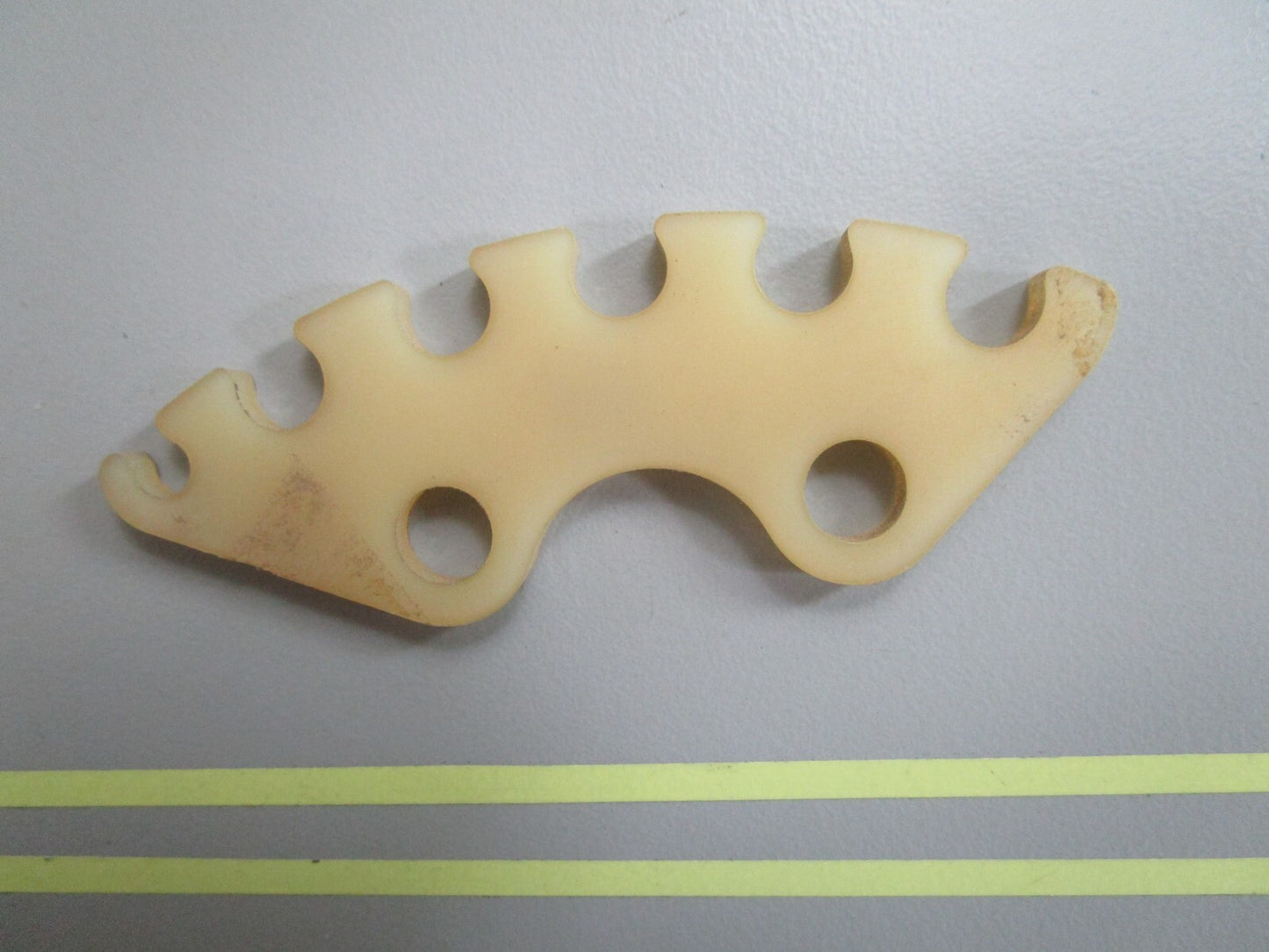 *NEW OEM* 0820 OMC Johnson Evinrude Retainer 307792 0307792