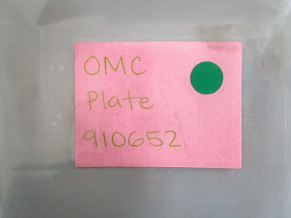 NEW OEM 910652 0910652 OMC Johnson Evinrude Plate 0820