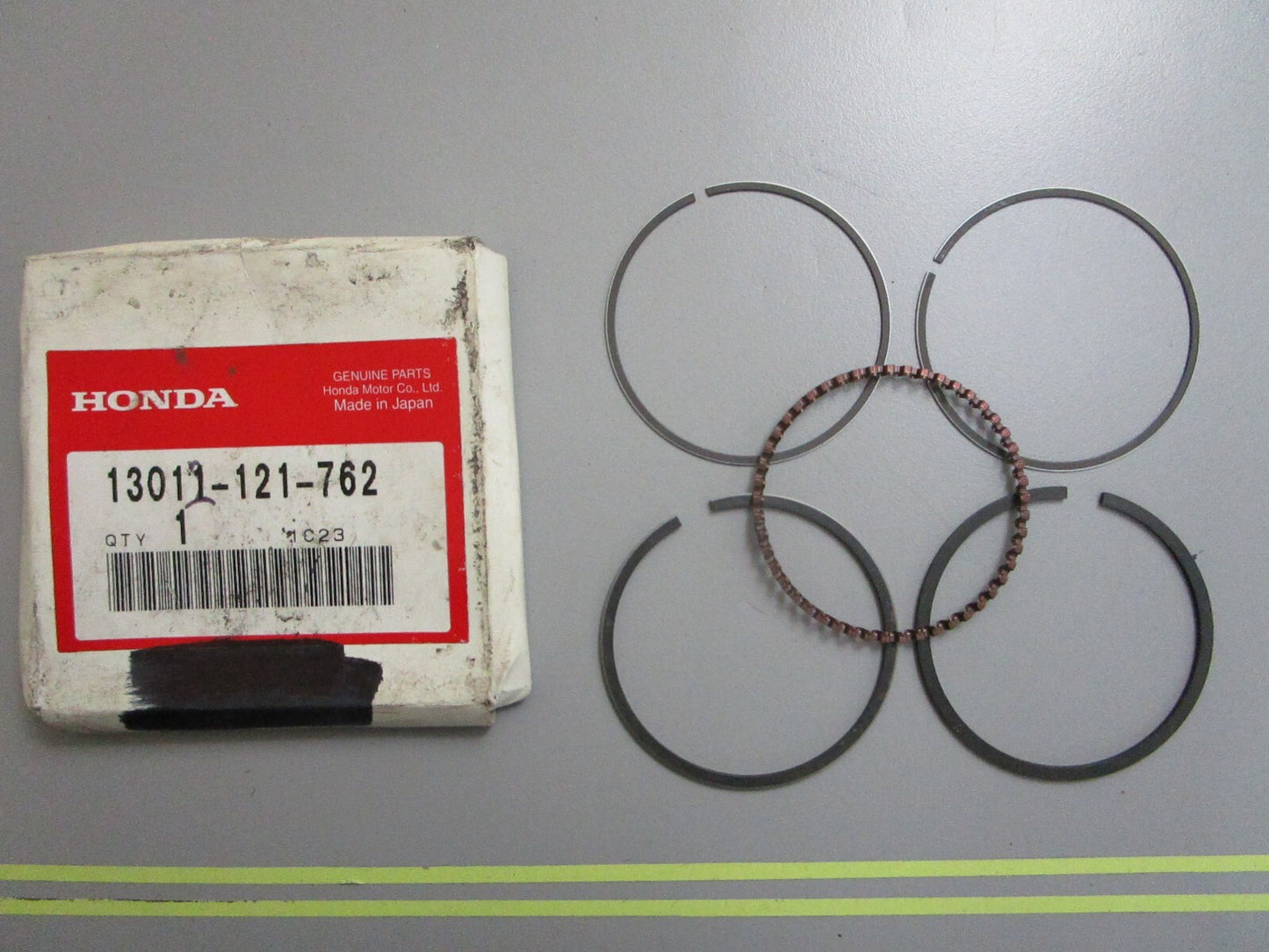 *NEW OEM* 0810 Honda Piston Ring Set 13011-121-762