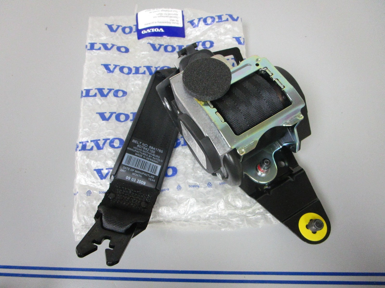 NEW OEM 31351464 Volvo Penta XC90 Lap & Shoulder Seat Belt 0720