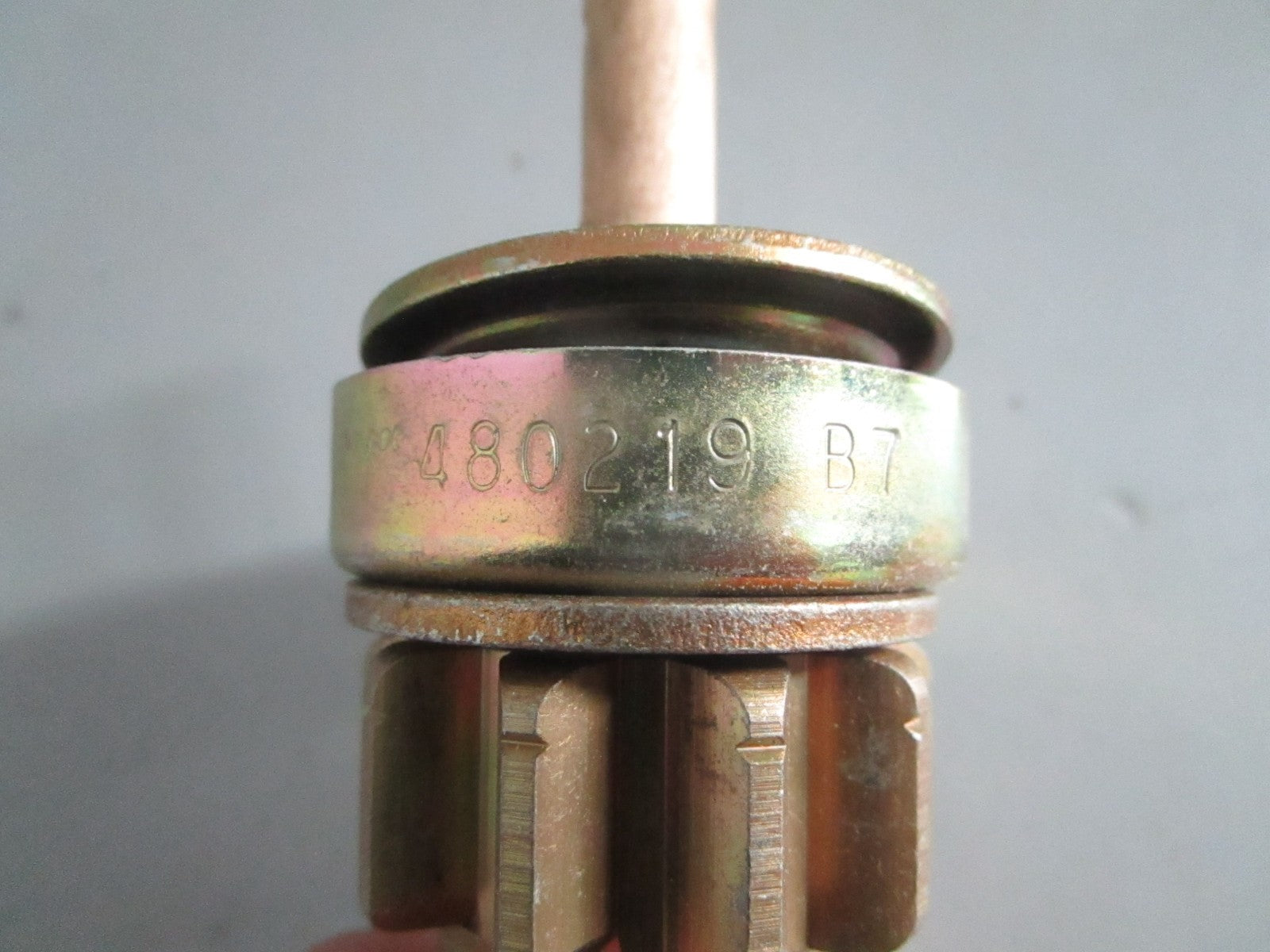 NEW OEM 384785 0384785 480219 OMC Johnson Evinrude Starter Drive 0820