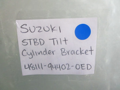 *NEW OEM* 0820 Suzuki STBD Tilt Cylinder Bracket 48111-94402-0ED