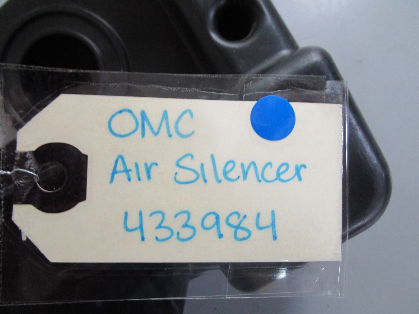 *NEW OEM* 0810 OMC Johnson Evinrude Air Silencer 433984 0433984