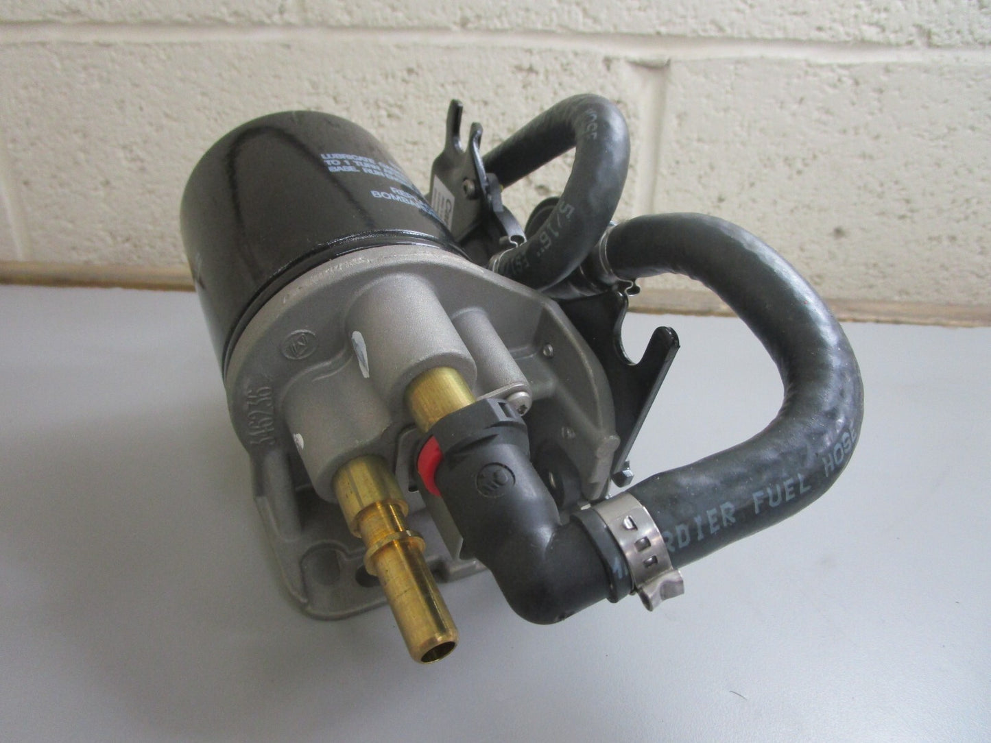 *NEW OEM* 0820 OMC Johnson Evinrude Fuel Lift Pump Assy 5004455