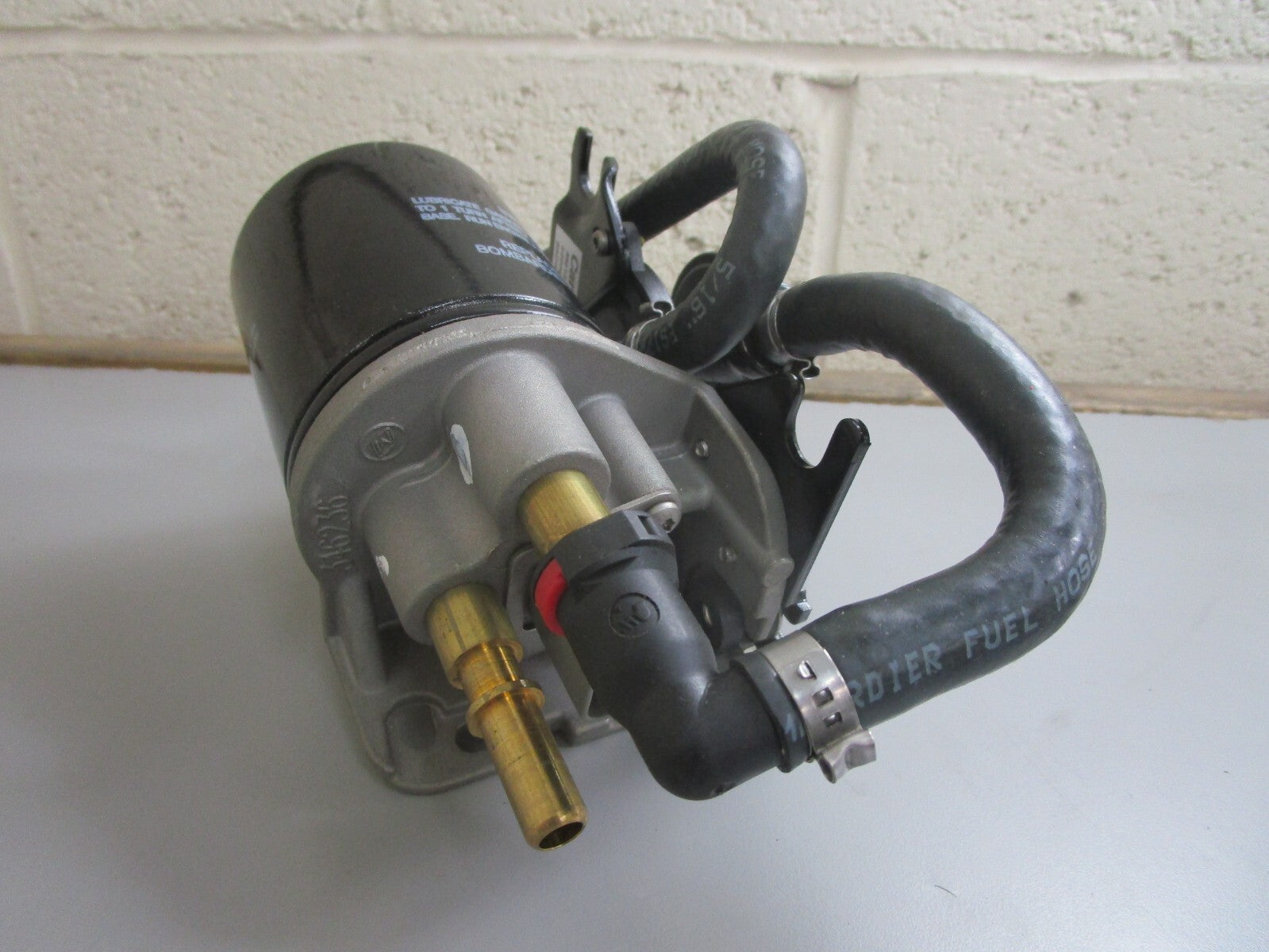 *NEW OEM* 0820 OMC Johnson Evinrude Fuel Lift Pump Assy 5004455