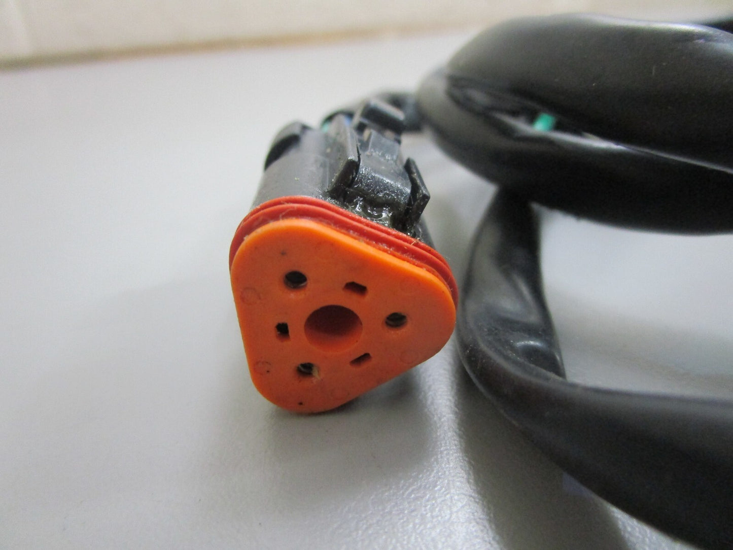 *NEW OEM* 0820 OMC Johnson Evinrude Harness 586895 0586895