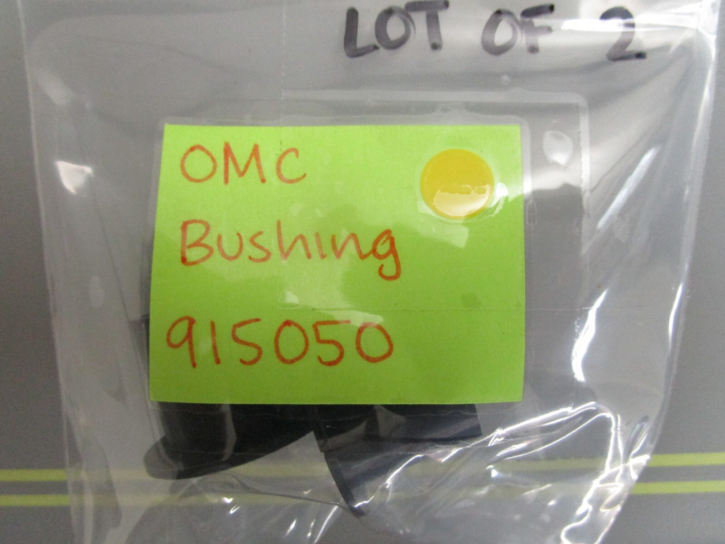 *NEW OEM* (LOT OF 2) 0810 OMC Johnson Evinrude Bushing 915050 0915050