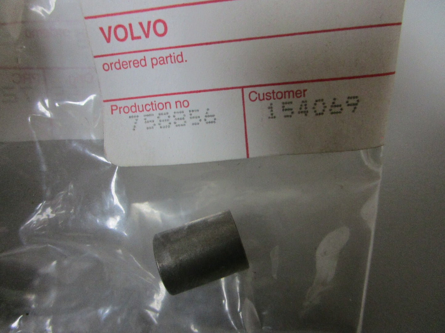 *NEW OEM* 0810 Volvo Penta Spacer Sleeve 403894
