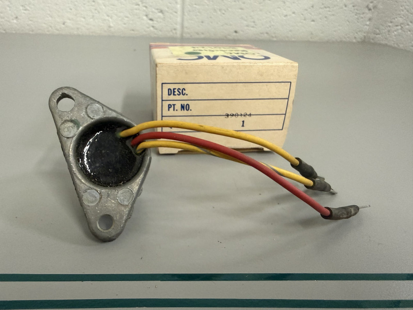 NEW OEM 390124 0390124 OMC Johnson Evinrude Rectifier 0820