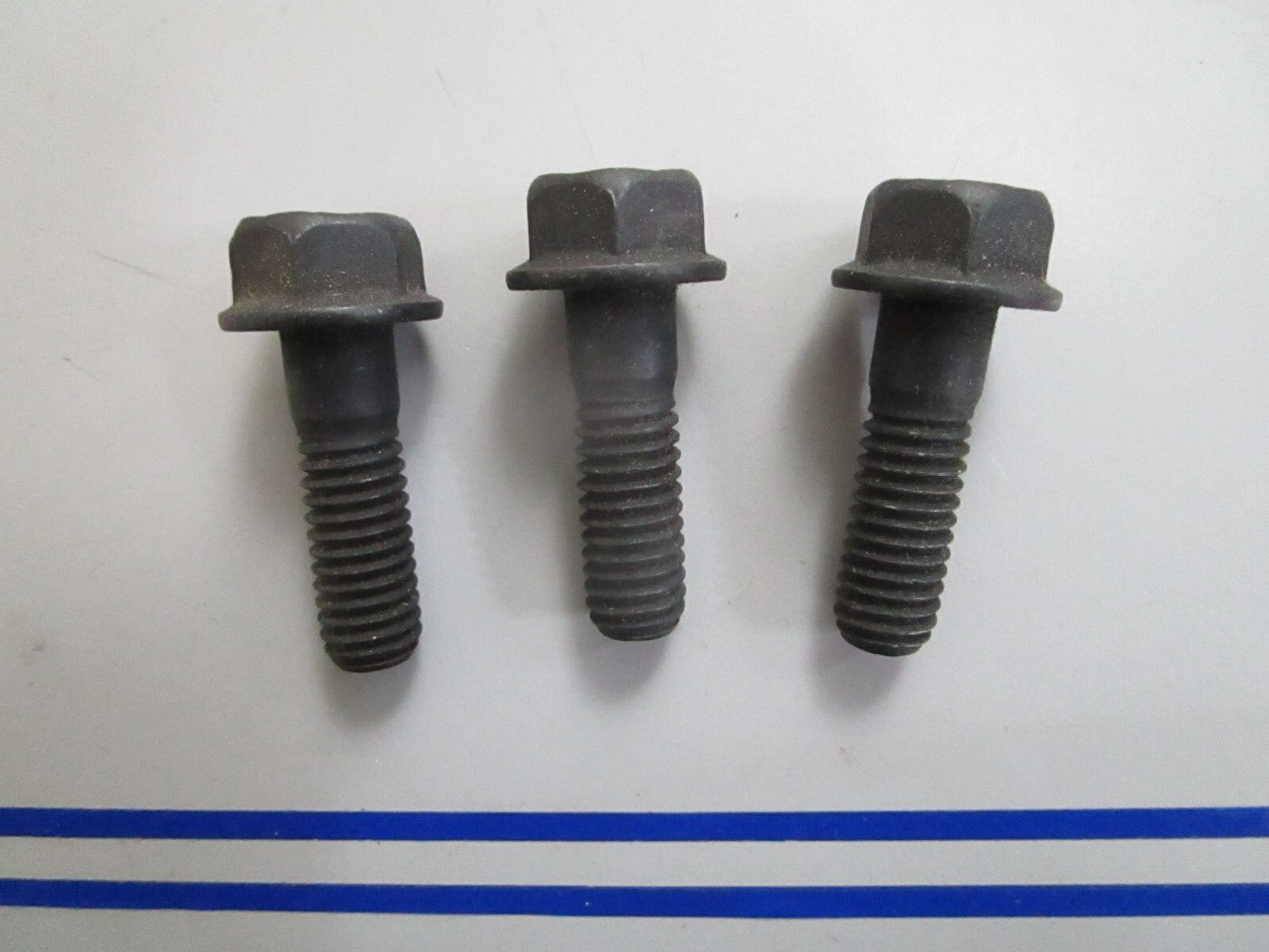 *NEW OEM* (LOT OF 3) 0820 Volvo Penta Flange Screw 3855983