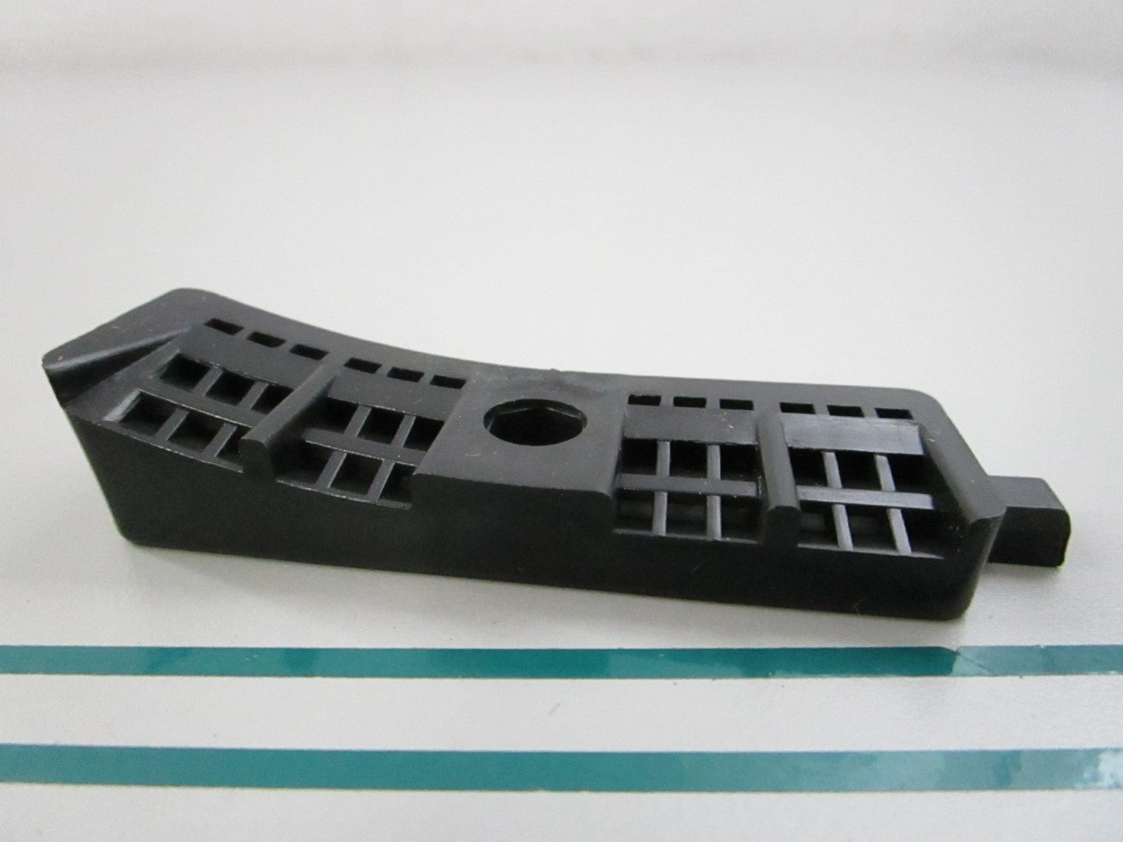 NEW OEM 6J9-45215-00-00 Yamaha Water Inlet Cover 0810