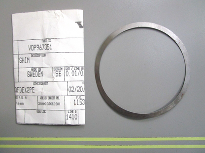 *NEW OEM* 0750 Volvo Penta SHIM 967351
