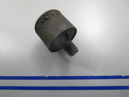 *NEW OEM* 0810 OMC Johnson Evinrude Rubber Mount 321470 0321740