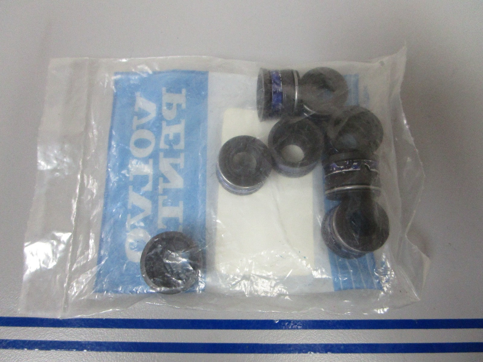 *NEW OEM* 0720 Volvo Penta Valve Stem Seal 8 Pack 3853226-3