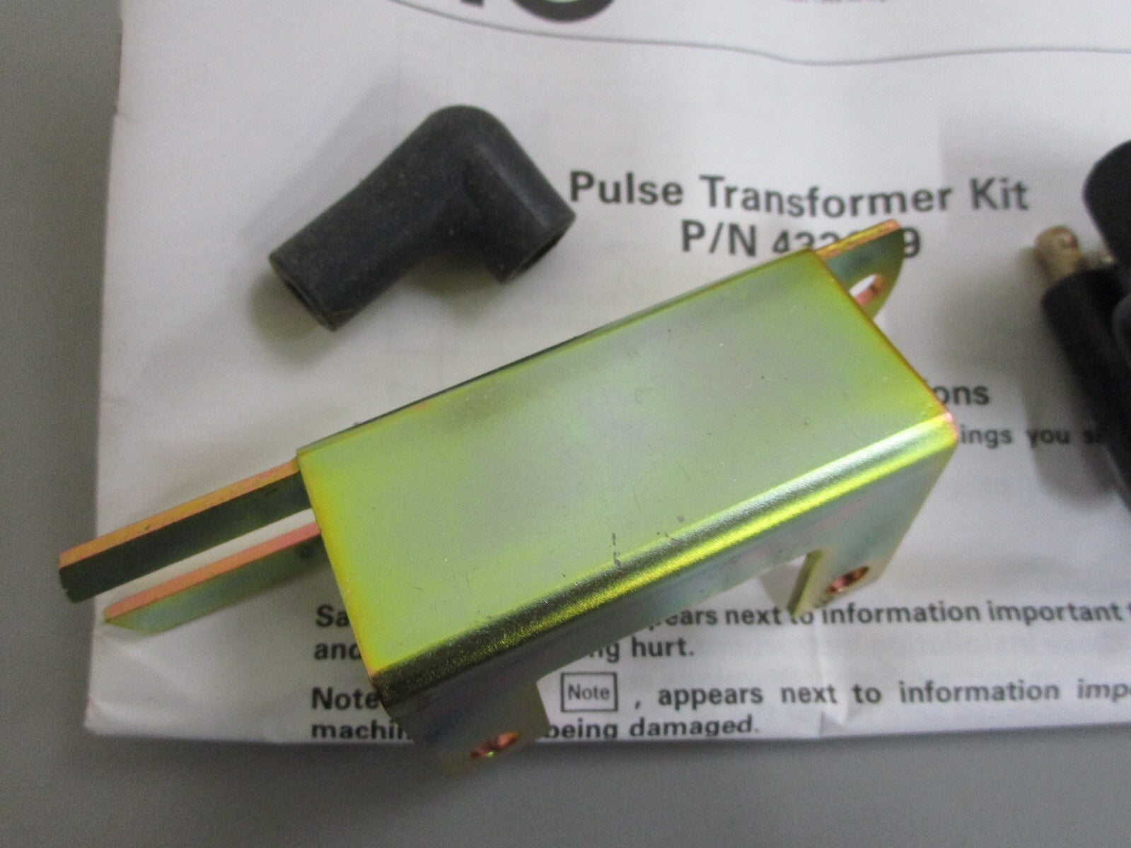 *NEW OEM* 0820 OMC Johnson Evinrude Pulse Transformer Kit Ay 433659 0433659