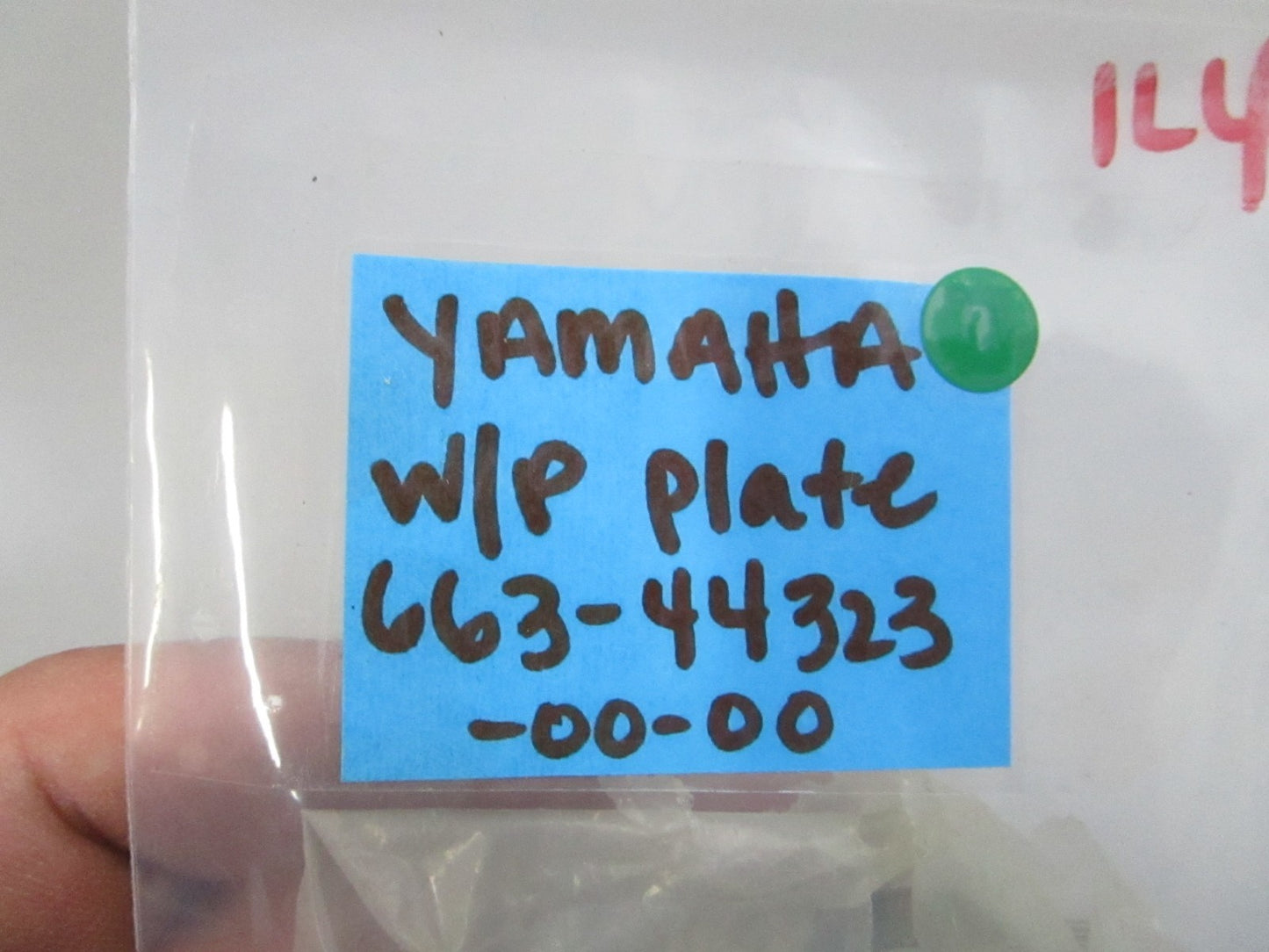 NEW OEM (LOT OF 4) 663-44323-00-00 Yamaha Water Pump Plate 0810