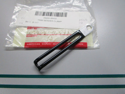 NEW OEM 09404-06432 Suzuki Wiring Clamp 0810