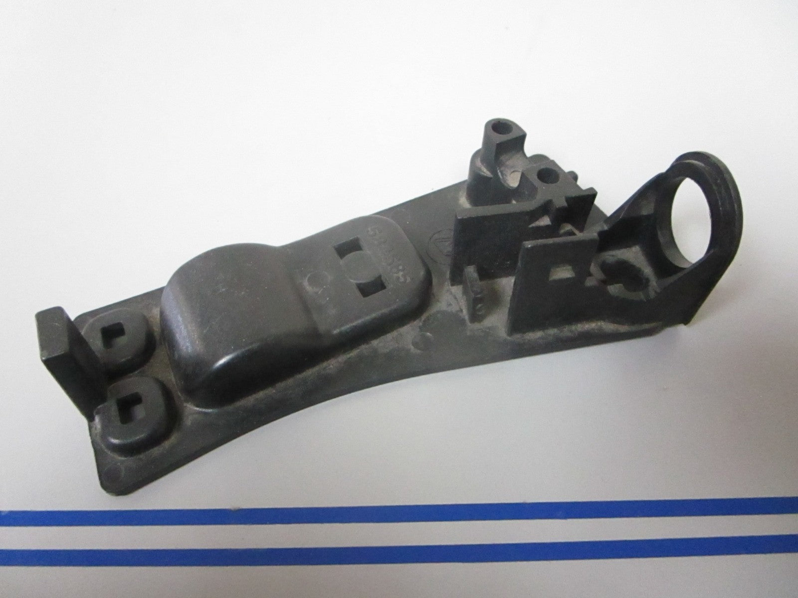 *NEW OEM* 0720 OMC Johnson Evinrude Kill Switch Bracket 584585 0584585