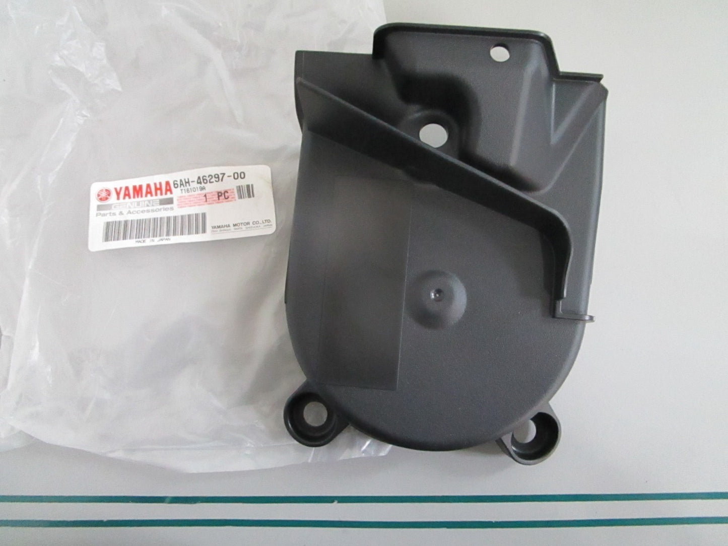 Yamaha NEW OEM Dust Cover 6AH-46297-00-00 NOS Genuine Marine Part 0820