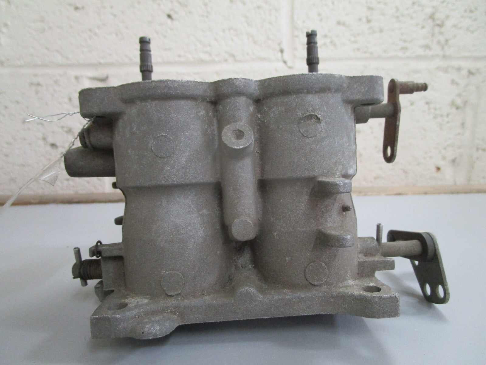 *NEW OEM* 0820 OMC Johnson Evinrude Carburetor 384567 0384567