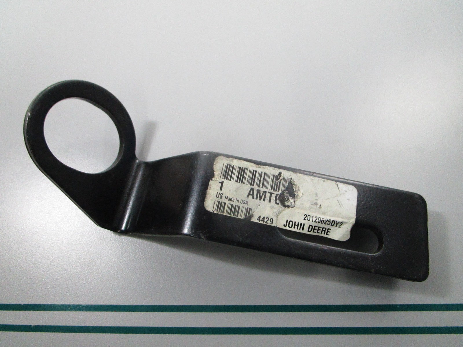 NEW OEM AMT673 John Deere Bracket 0810