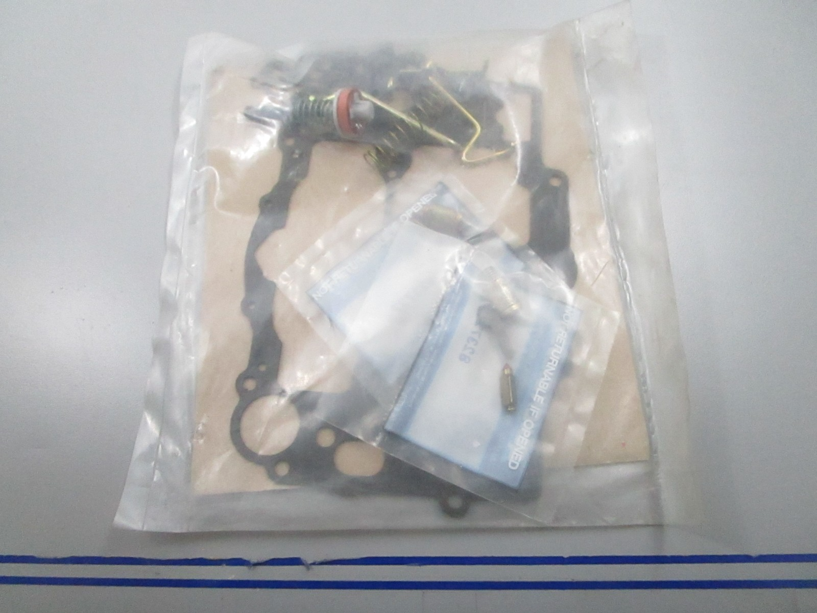 *NEW OEM* 0810 Mercury Quicksilver Carburetor Kit 823728