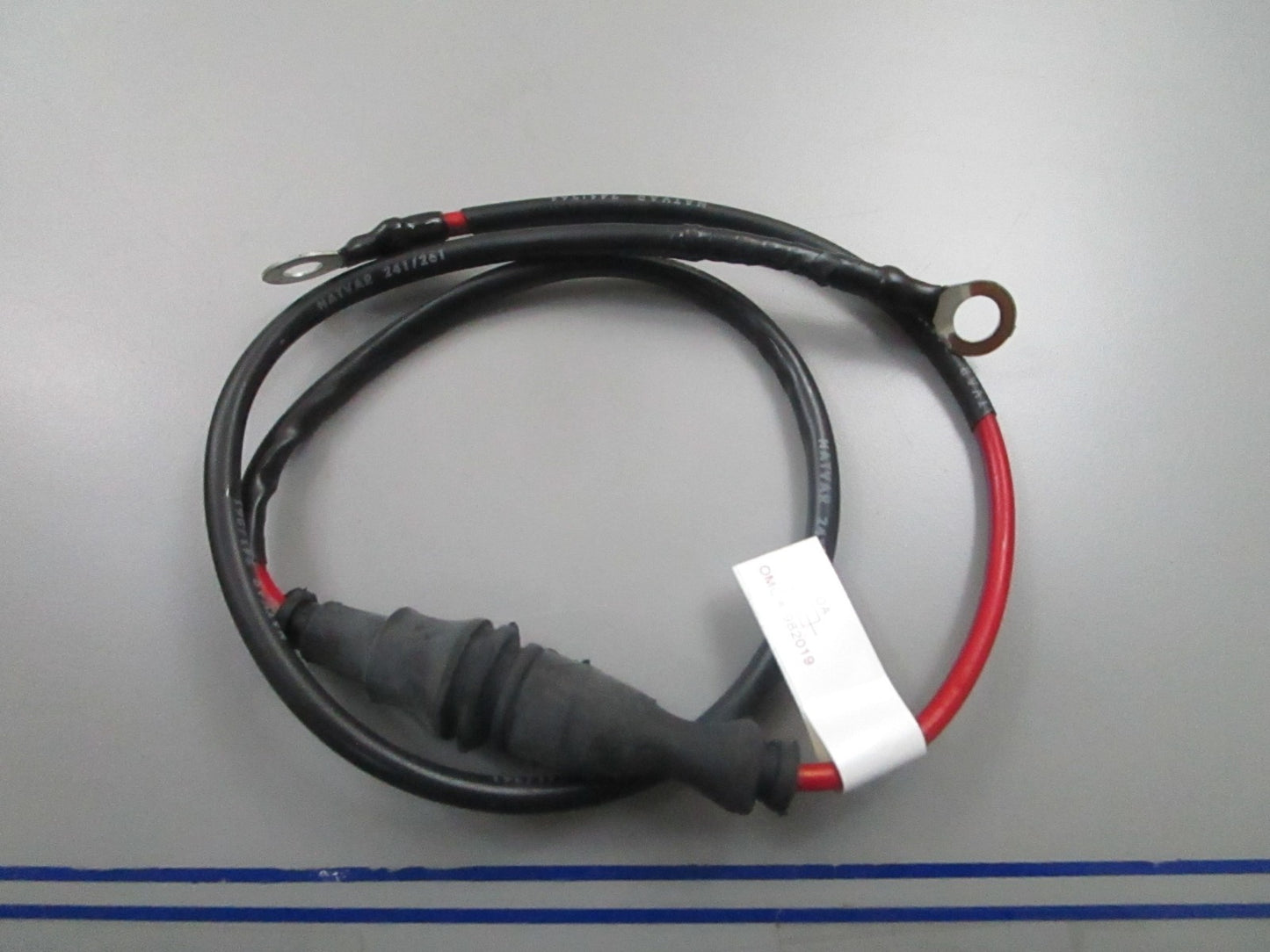 *NEW OEM* 0810 OMC Johnson Evinrude Fuse Holder & Lead 983322 0983322