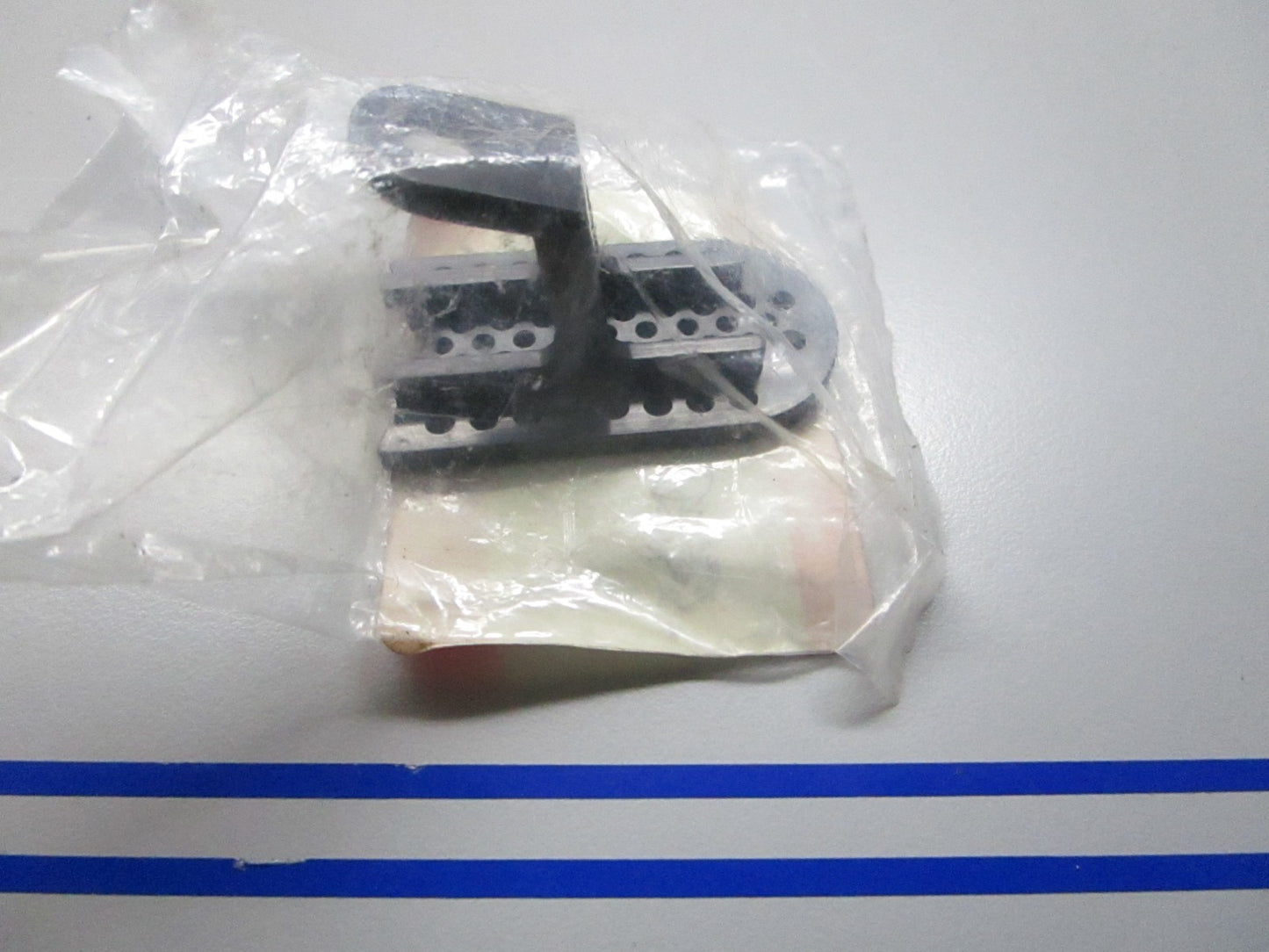 *NEW OEM* 0810 Suzuki Sub Water Filter 17635-95301