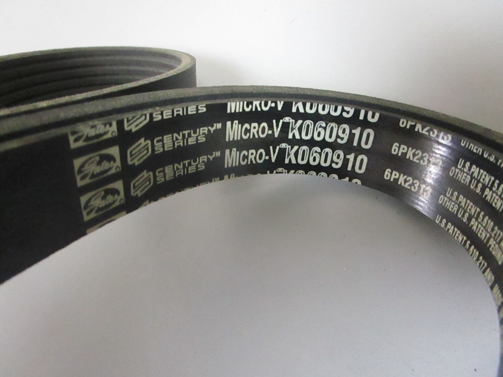 NEW K060910 Gates Micro-V Serpentine Belt 0720