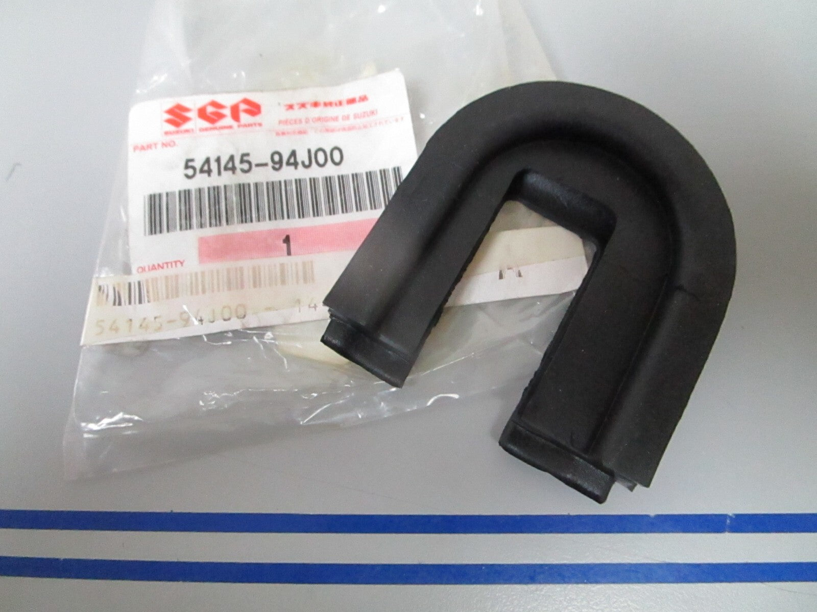 *NEW OEM* 0810 Suzuki STBD Upper Mount Seal 54145-94J00
