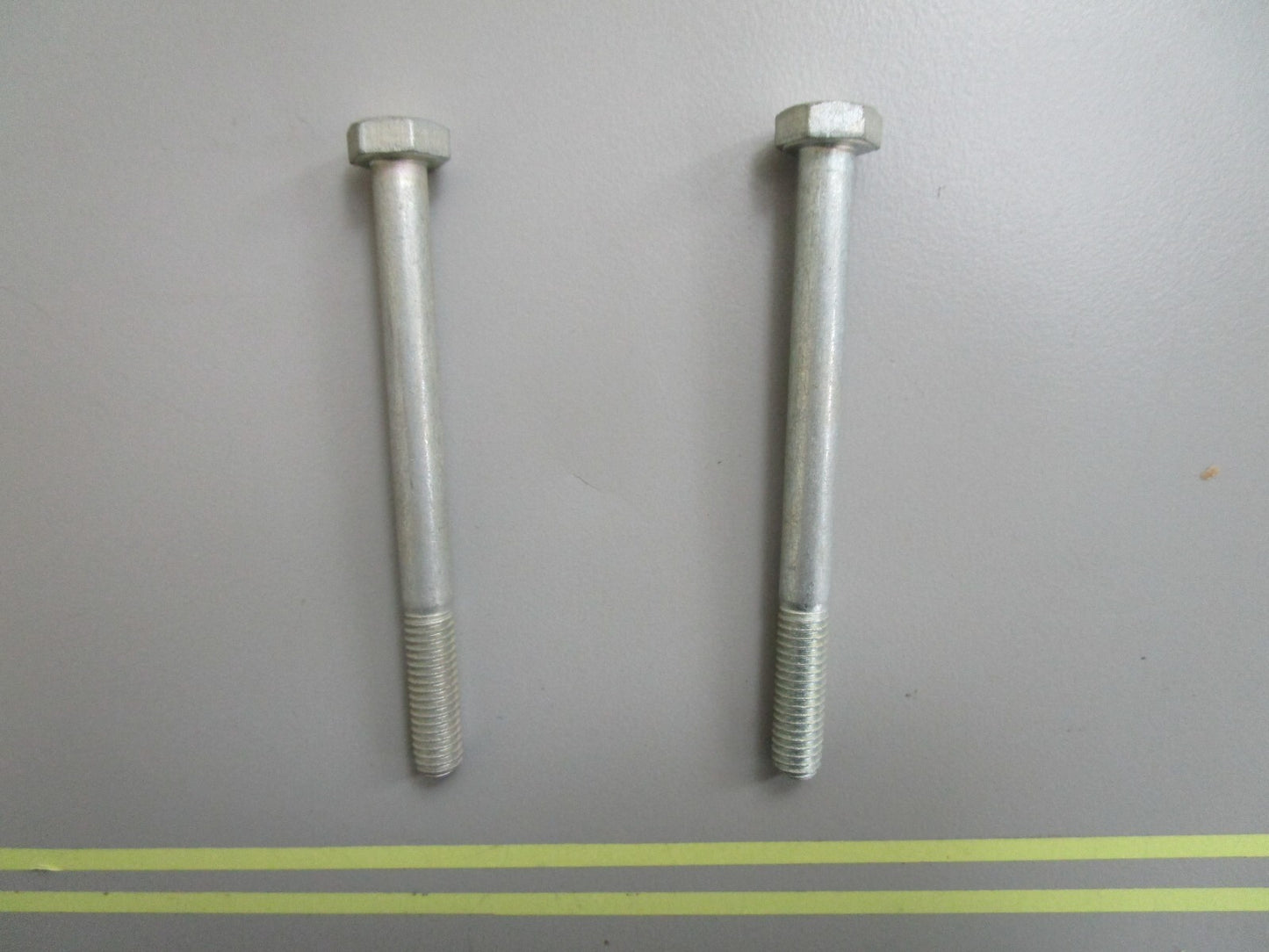 *NEW OEM* (LOT OF 2) 0810 Volvo Penta Hexagon Screw 955282